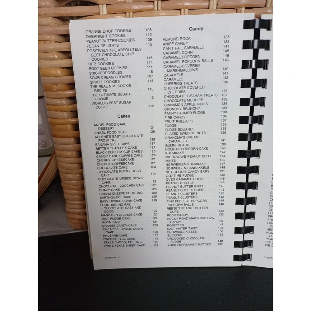 Vtg Watford City Fire Department Hot Hot Hot‎ Recipes Cookbook North Dakota 2001